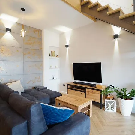 Everysky - Mickiewicza 30 Еленя-Гура