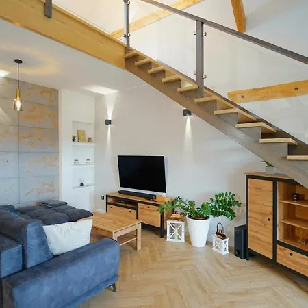 Everysky - Mickiewicza 30 Еленя-Гура