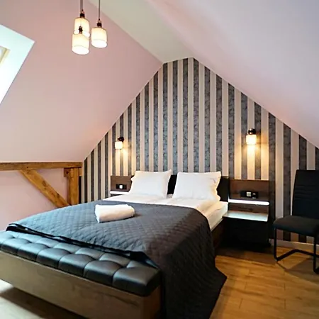 Everysky - Mickiewicza 30 Jelenia Gora