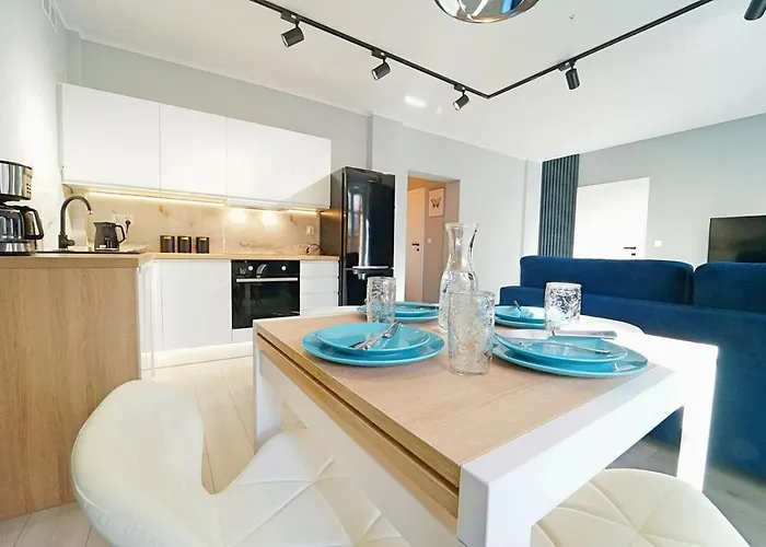 Everysky - Mickiewicza 30 * يلينيا غورا