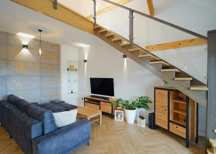 Everysky - Mickiewicza 30 يلينيا غورا