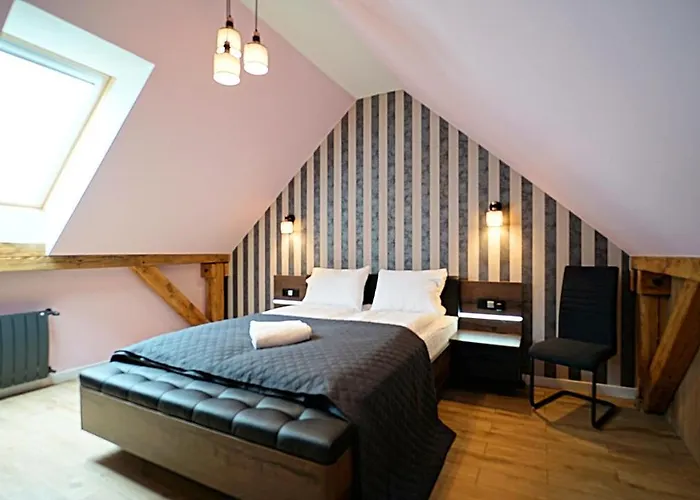 Everysky - Mickiewicza 30 يلينيا غورا